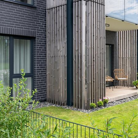 D33 Vilnius - Brand New Luxury Apartment With Terrace, Garden, Ac And Parking Экстерьер фото
