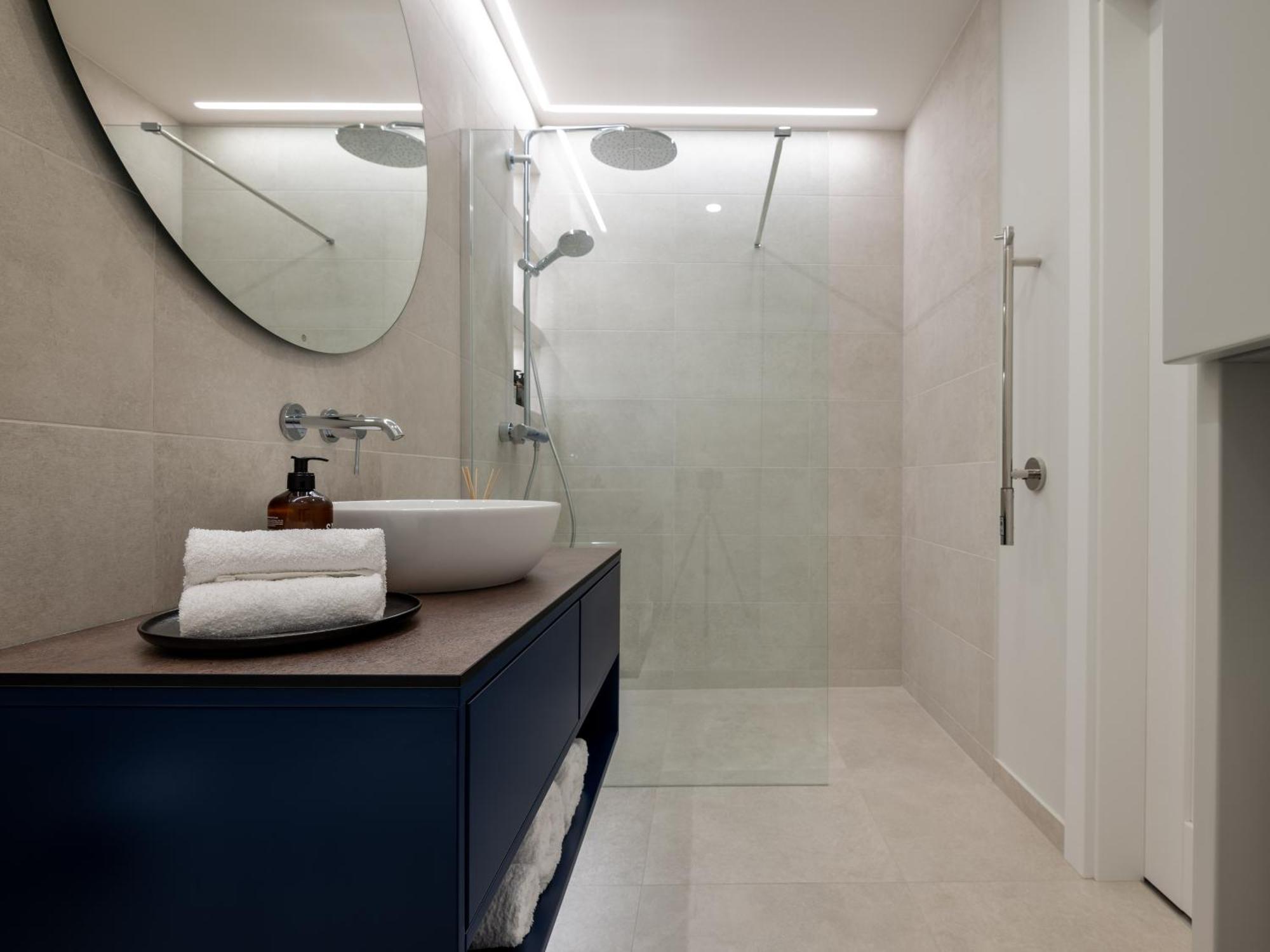 D33 Vilnius - Brand New Luxury Apartment With Terrace, Garden, Ac And Parking Экстерьер фото